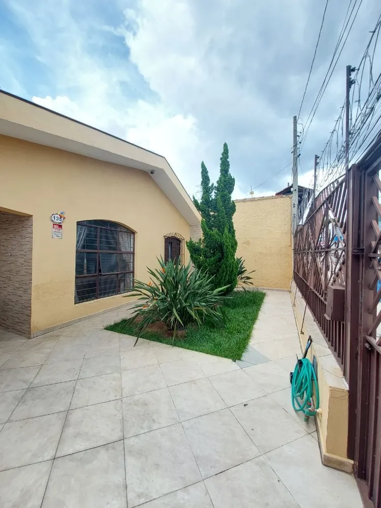 Casa, 4 quartos, 189 m² - Foto 1