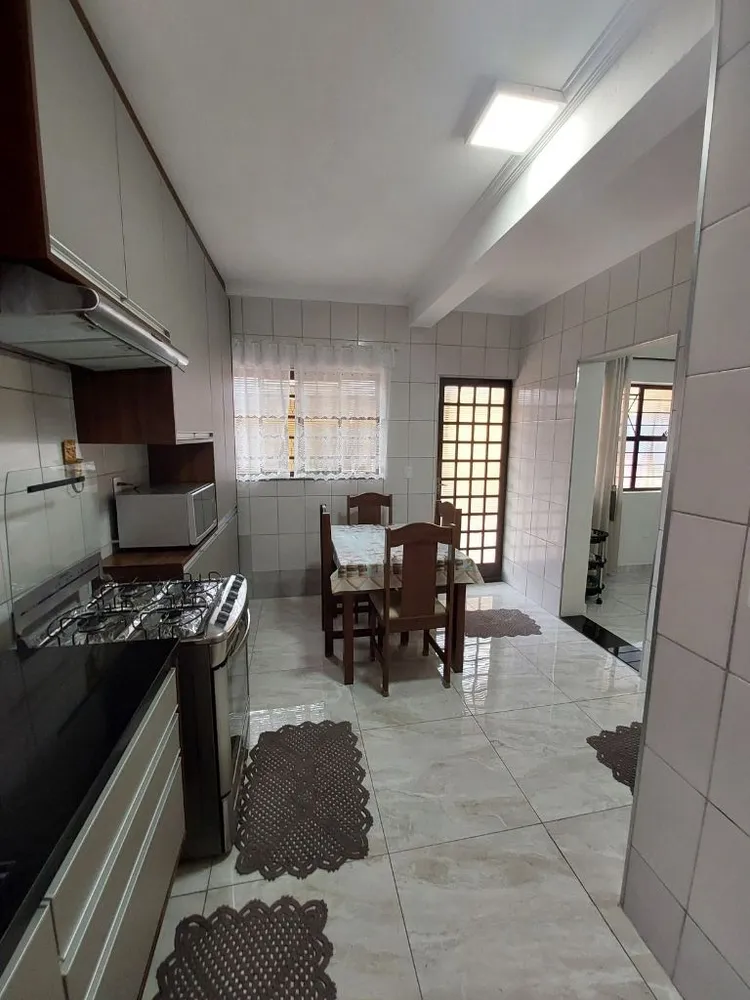 Casa, 4 quartos, 189 m² - Foto 6