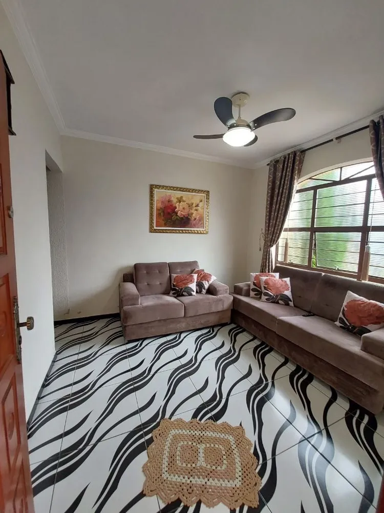 Casa, 4 quartos, 189 m² - Foto 3