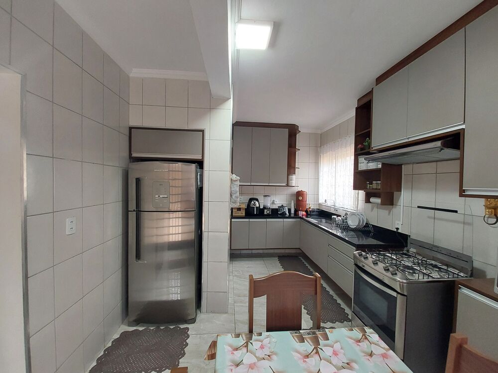 Casa à venda com 3 quartos, 189m² - Foto 12