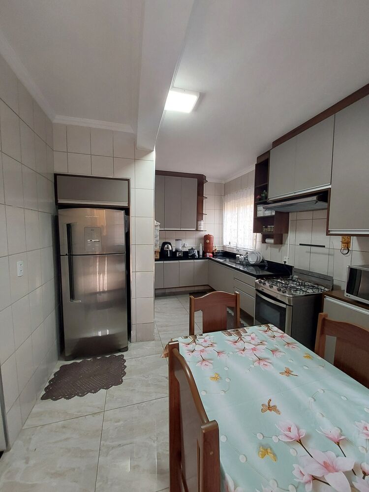 Casa à venda com 3 quartos, 189m² - Foto 11