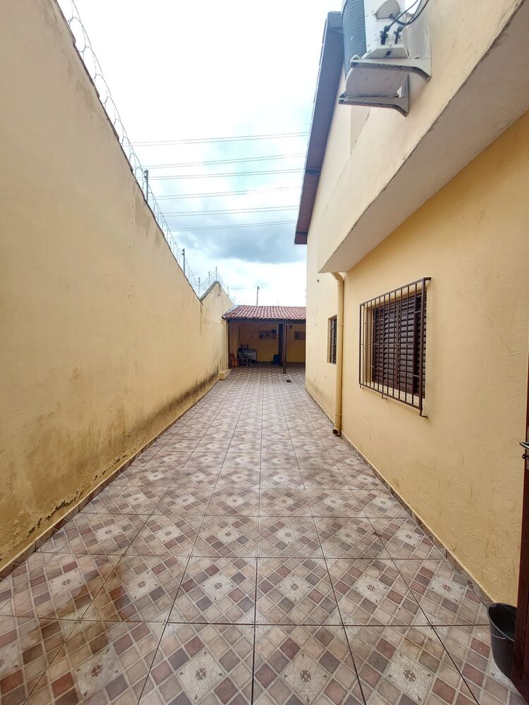 Casa à venda com 3 quartos, 189m² - Foto 24