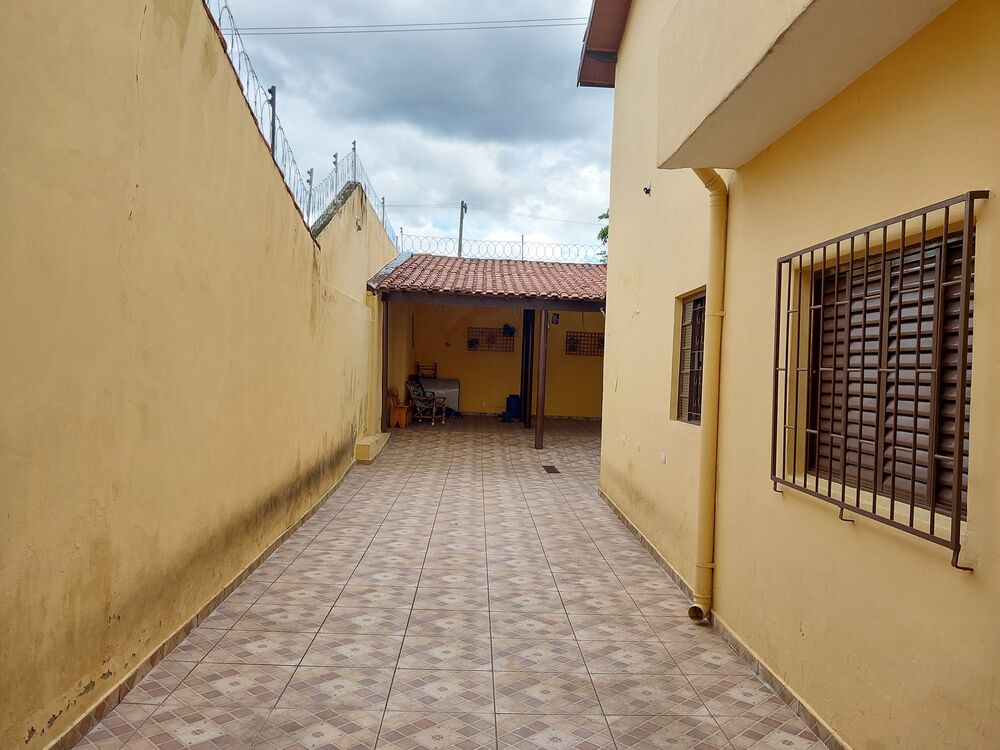 Casa à venda com 3 quartos, 189m² - Foto 29