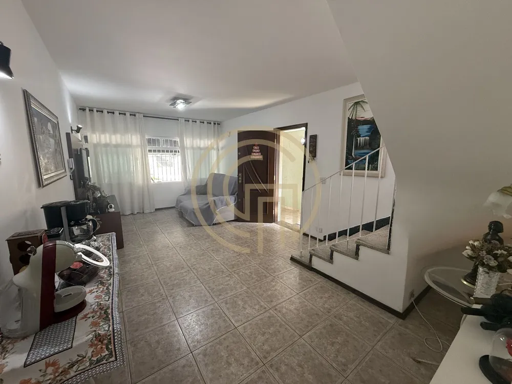 Sobrado, 3 quartos, 180 m² - Foto 1
