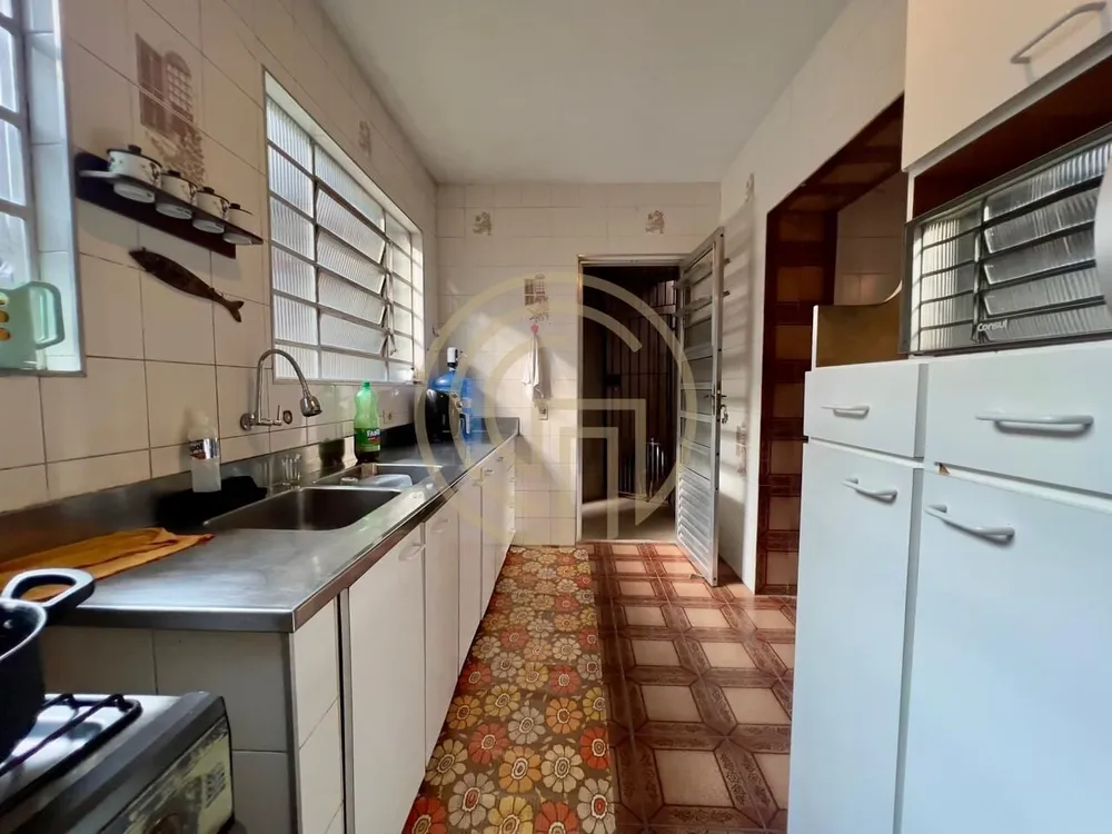 Casa, 3 quartos, 325 m² - Foto 1