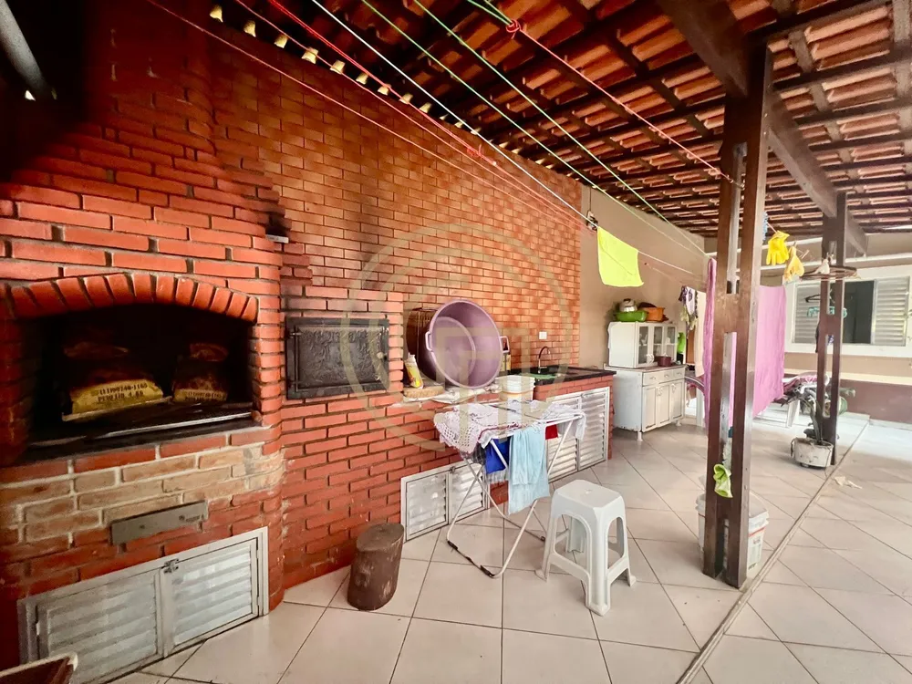 Casa, 6 quartos, 250 m² - Foto 2