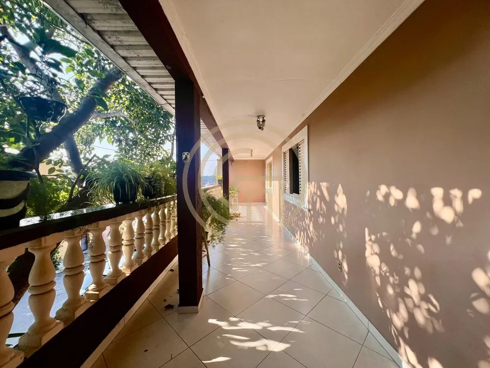 Casa, 6 quartos, 250 m² - Foto 4