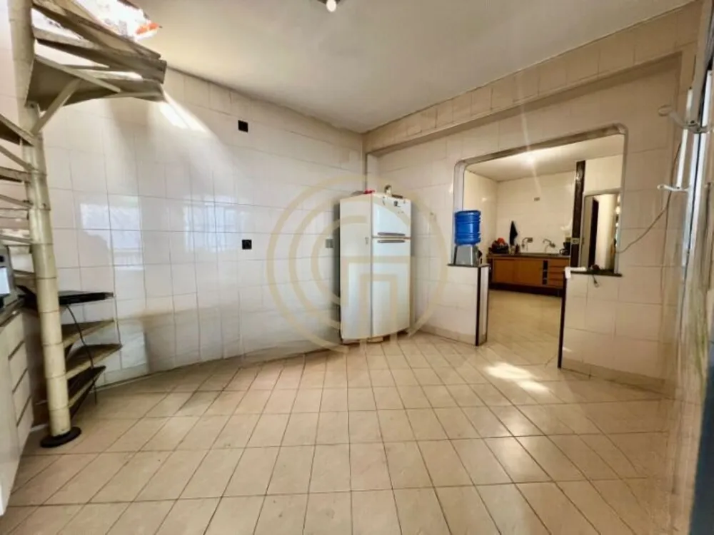 Casa, 4 quartos, 275 m² - Foto 4