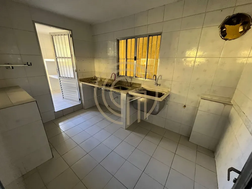 Casa, 7 quartos, 400 m² - Foto 1