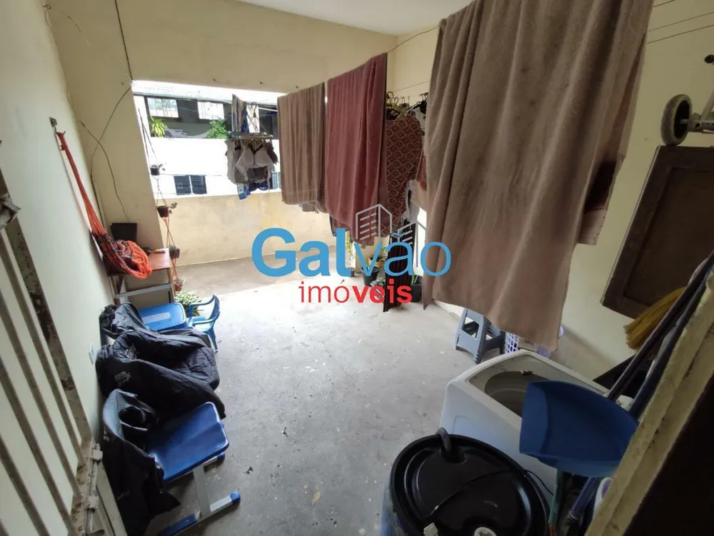 Casa, 7 quartos, 140 m² - Foto 3