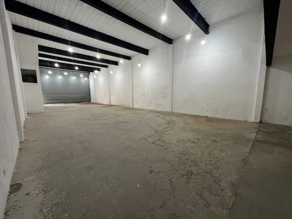Prédio Inteiro, 900 m² - Foto 1
