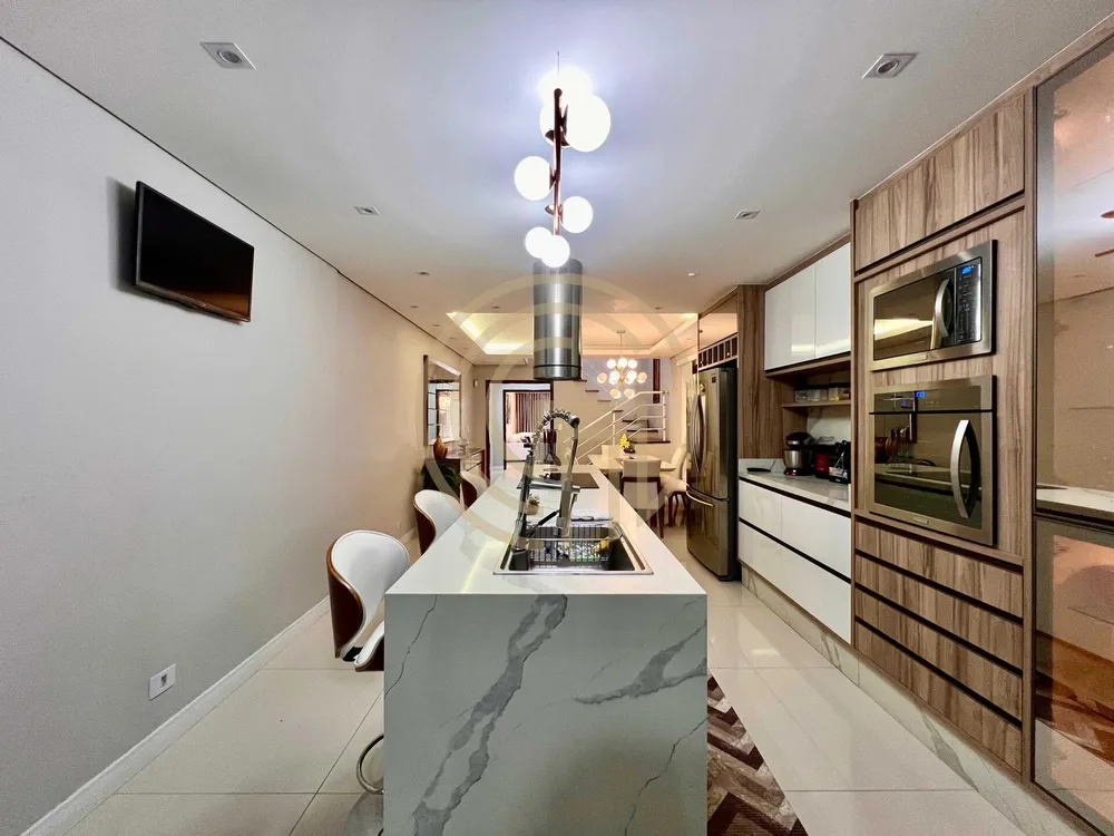Sobrado, 3 quartos, 200 m² - Foto 3