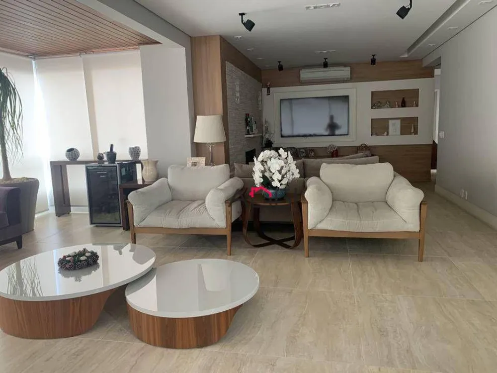 Apartamento, 4 quartos, 205 m² - Foto 2