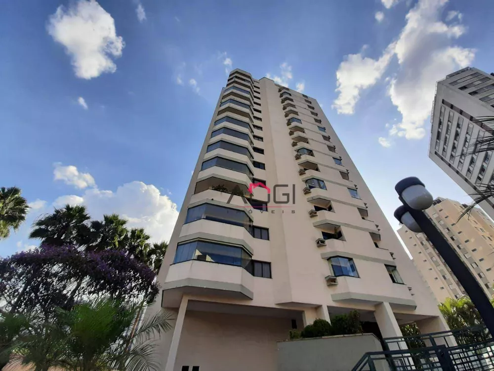 Apartamento, 4 quartos, 206 m² - Foto 1