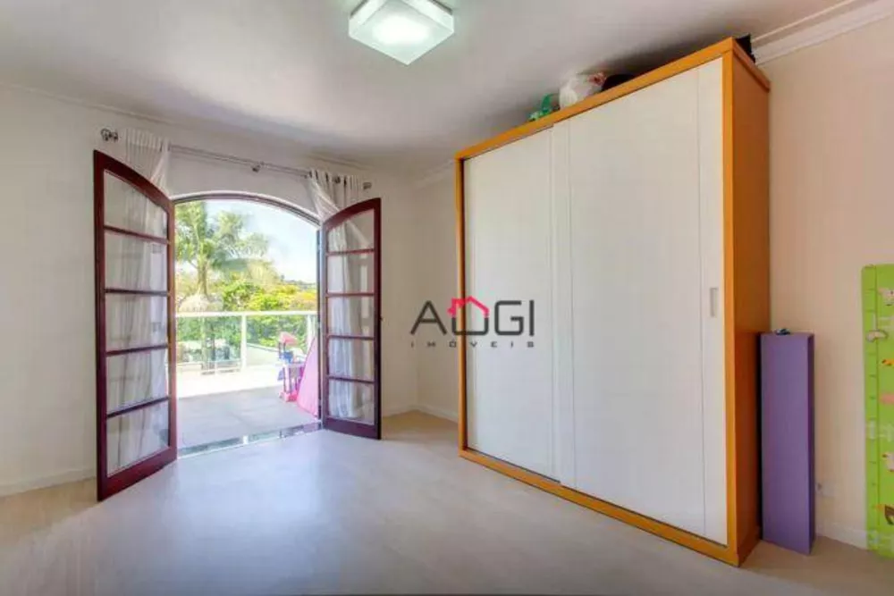 Casa, 4 quartos, 376 m² - Foto 1