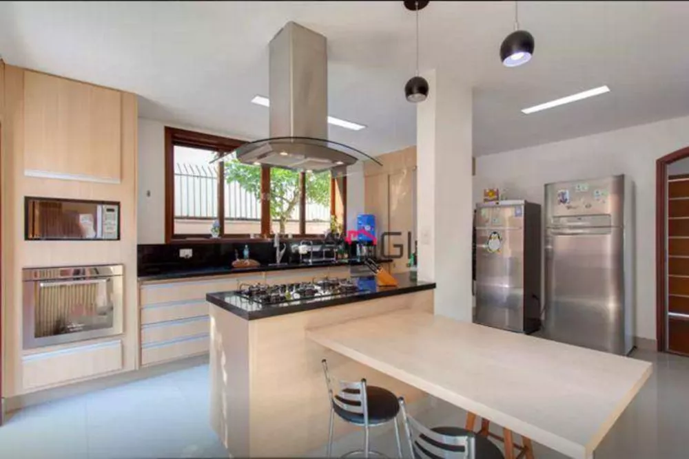 Casa, 4 quartos, 376 m² - Foto 2