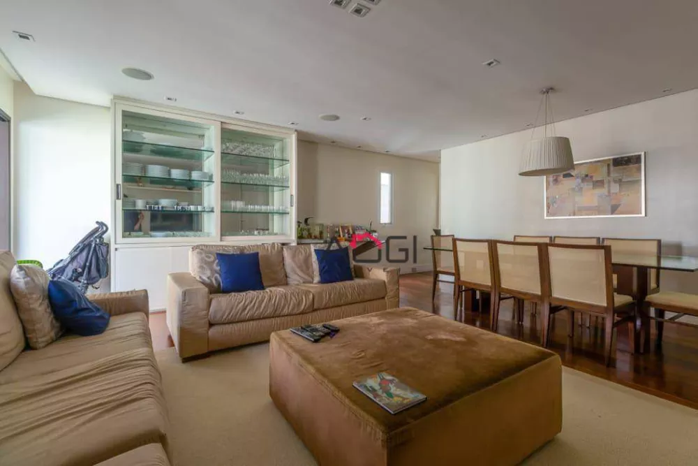 Apartamento, 3 quartos, 154 m² - Foto 2