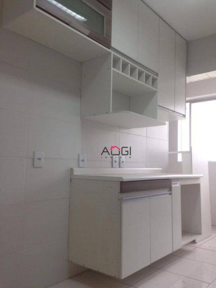 Apartamento, 3 quartos, 85 m² - Foto 2