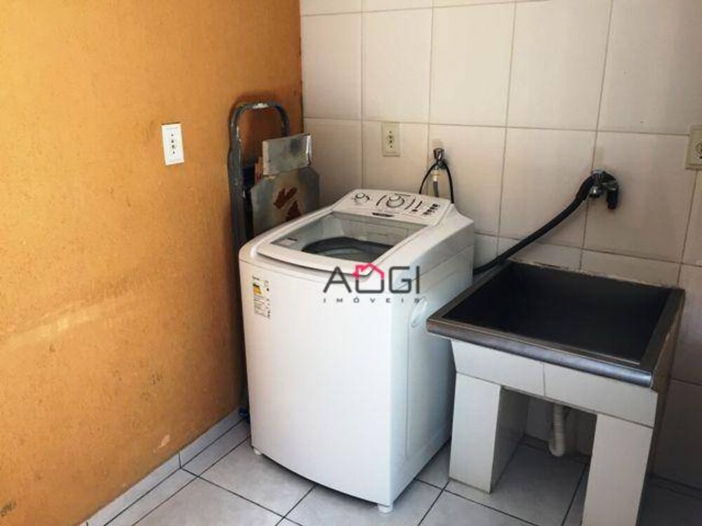 Casa, 3 quartos, 146 m² - Foto 3