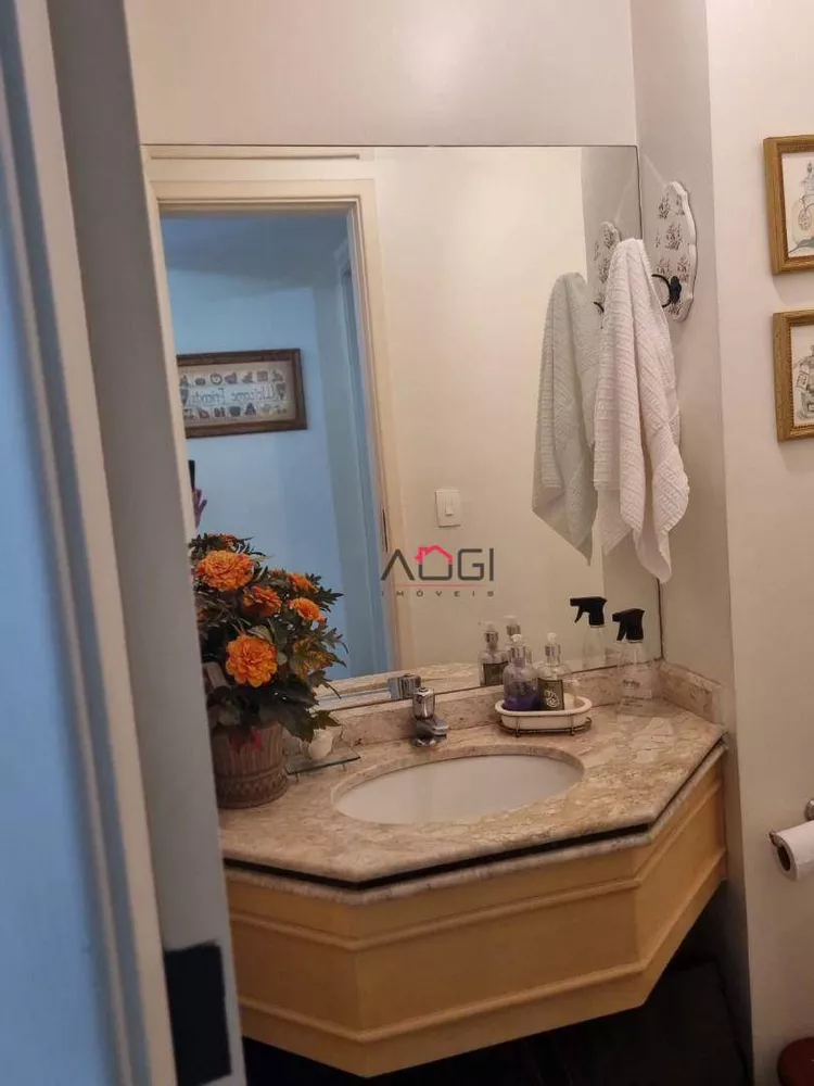 Apartamento, 3 quartos, 160 m² - Foto 1