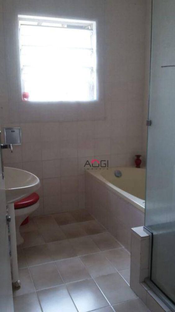 Casa, 4 quartos, 218 m² - Foto 8