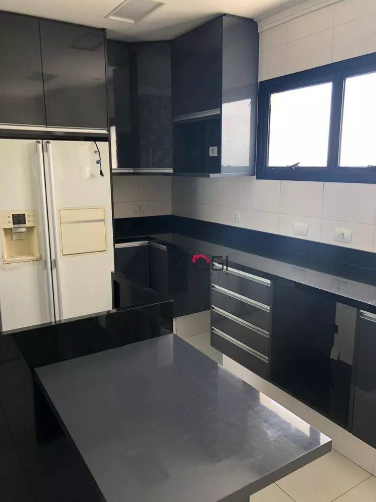 Cobertura, 3 quartos, 210 m² - Foto 15
