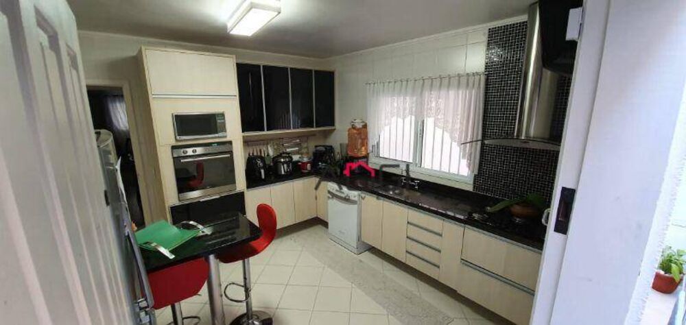 Casa, 3 quartos, 132 m² - Foto 2