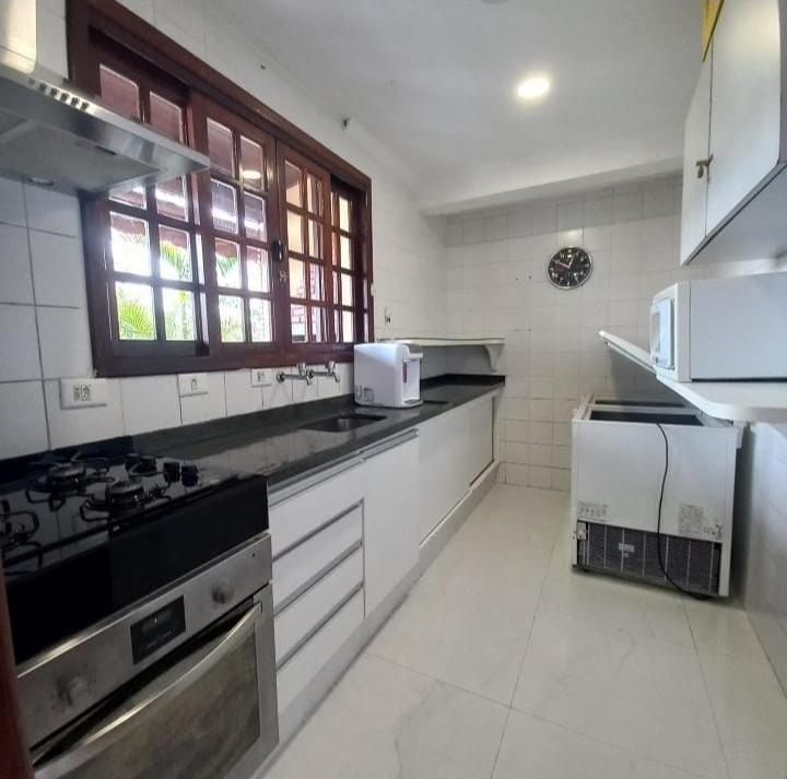 Casa de Condomínio à venda com 3 quartos, 194m² - Foto 22