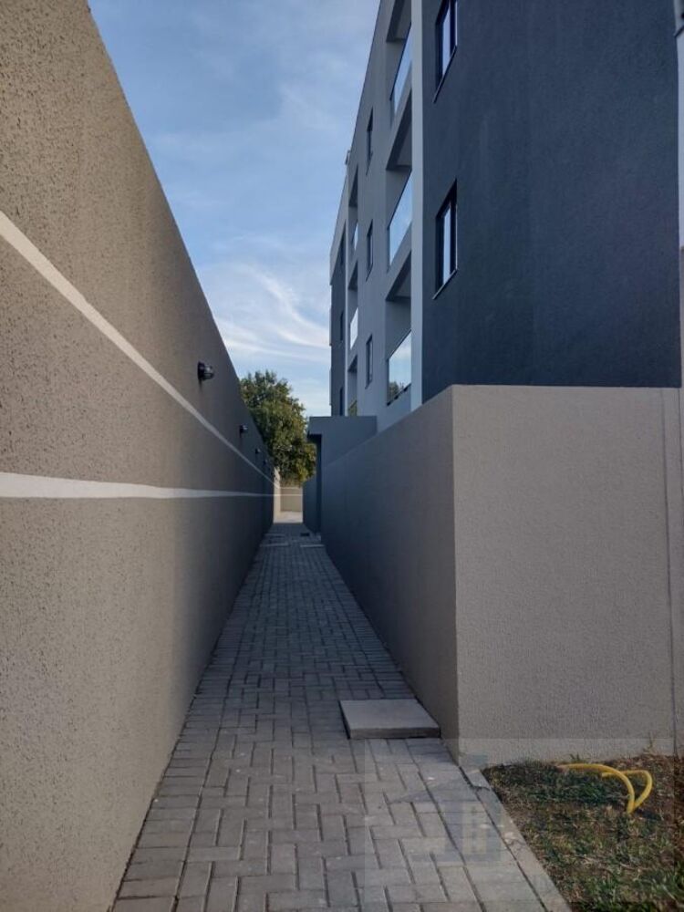 Apartamento à venda com 3 quartos, 80m² - Foto 2