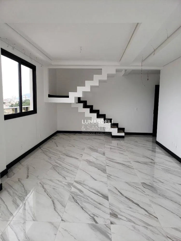Apartamento, 3 quartos, 195 m² - Foto 4