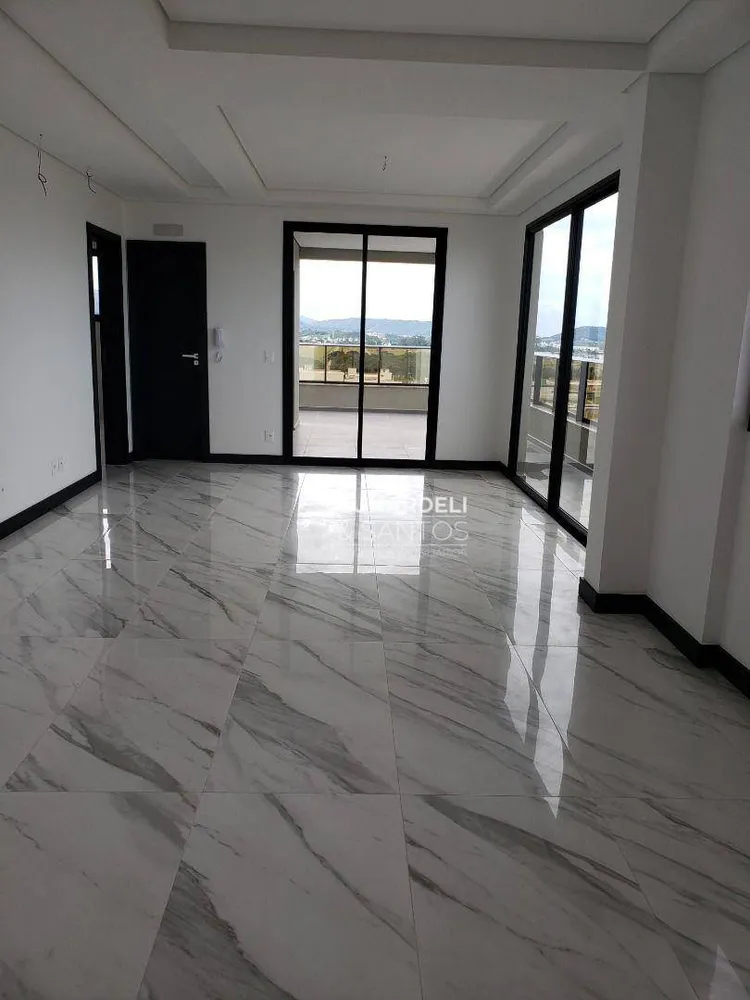 Apartamento, 3 quartos, 195 m² - Foto 1