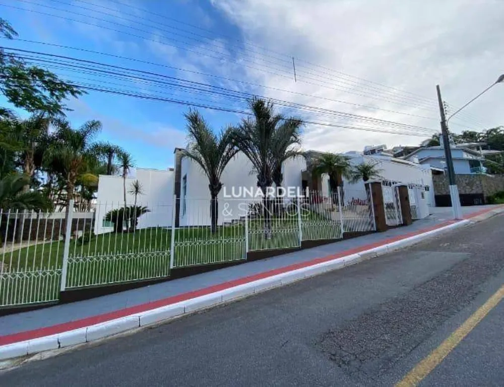 Casa, 3 quartos, 1000 m² - Foto 2