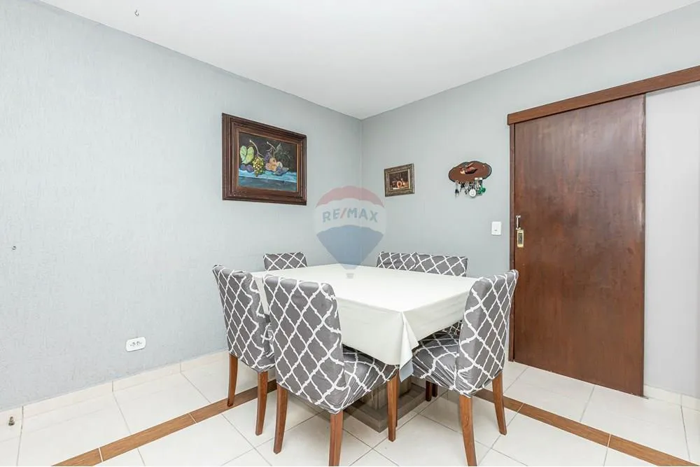 Sobrado, 3 quartos, 204 m² - Foto 2