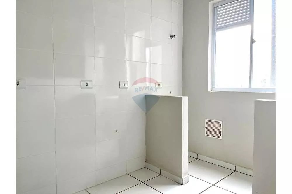 Apartamento à venda com 2 quartos, 40m² - Foto 4