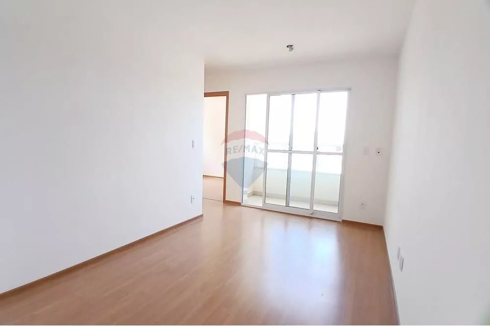 Apartamento à venda com 2 quartos, 44m² - Foto 3