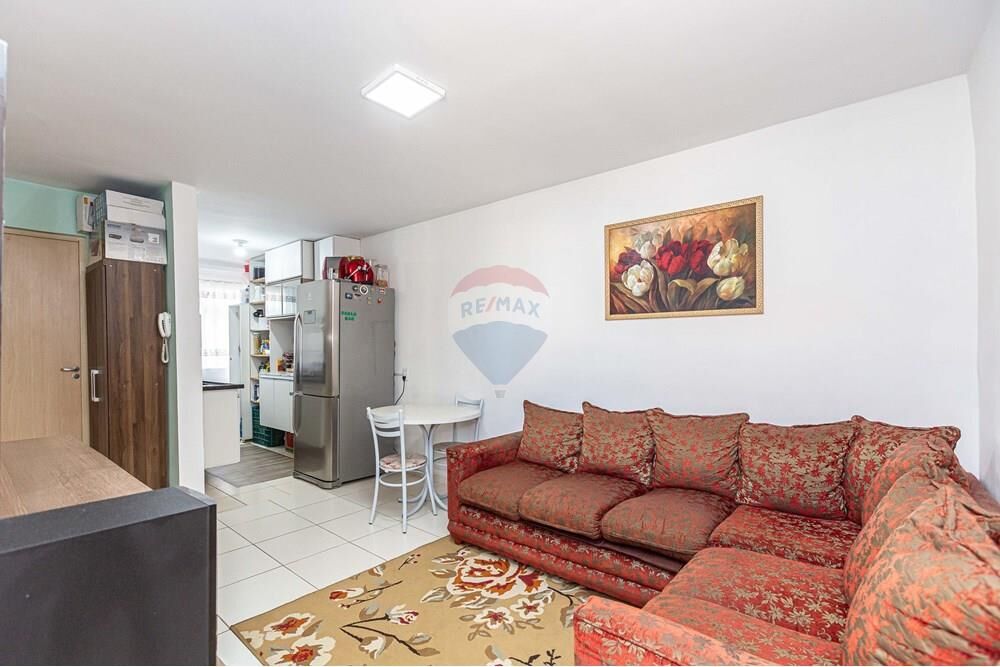 Apartamento à venda com 2 quartos, 44m² - Foto 2