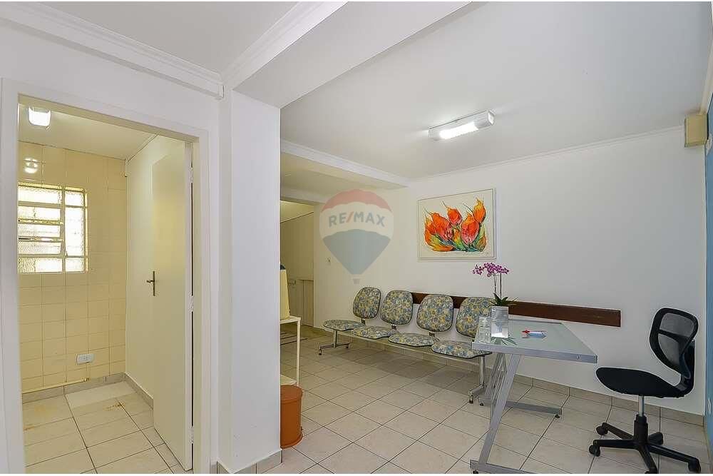 Prédio Inteiro à venda com 8 quartos, 216m² - Foto 10