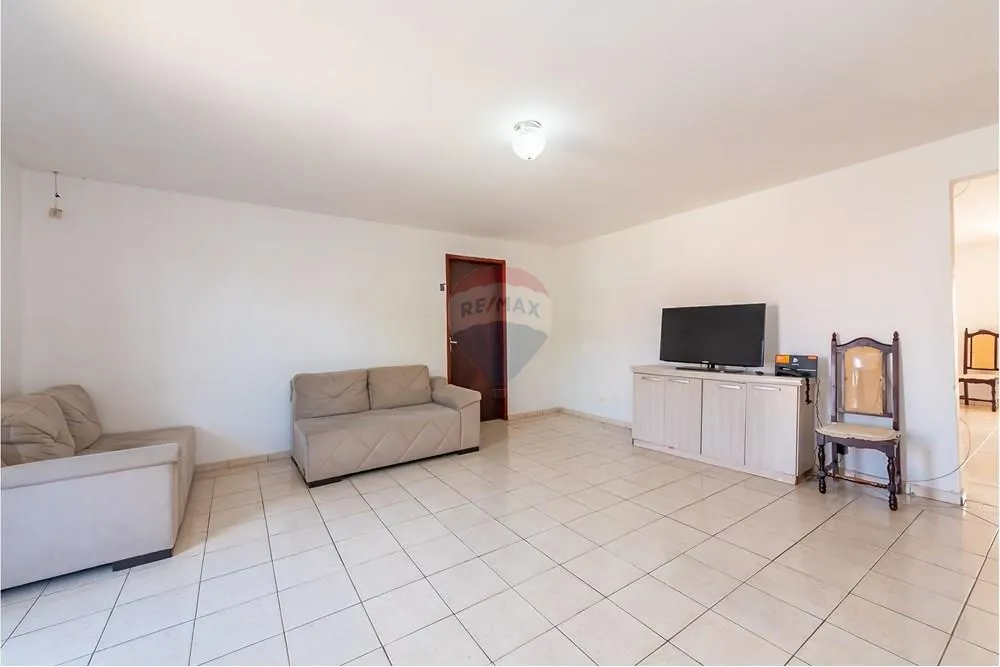 Sobrado, 7 quartos, 314 m² - Foto 9