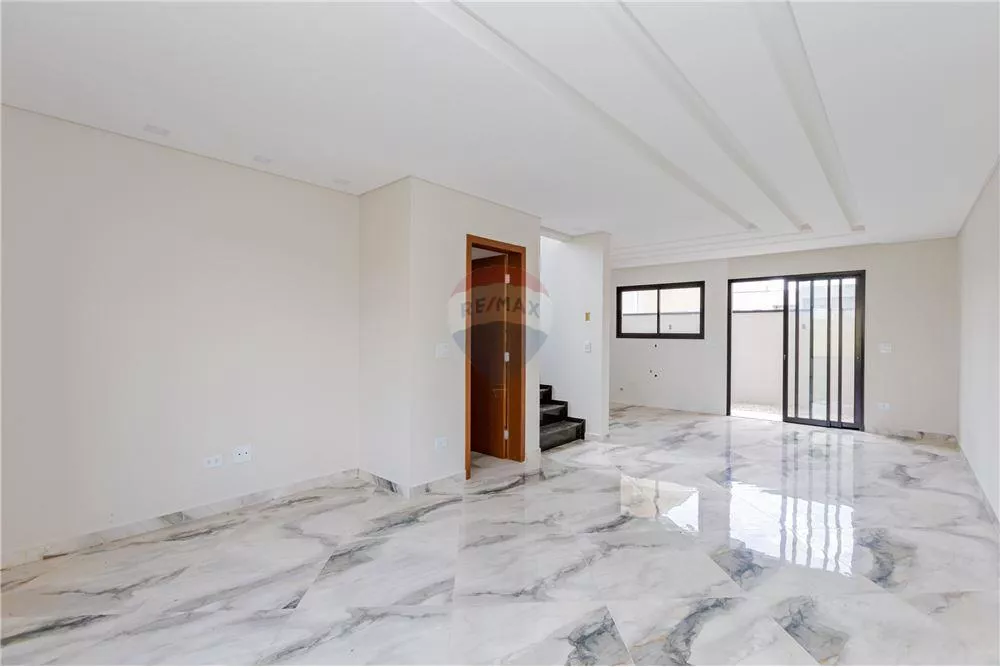 Sobrado à venda com 3 quartos, 112m² - Foto 1