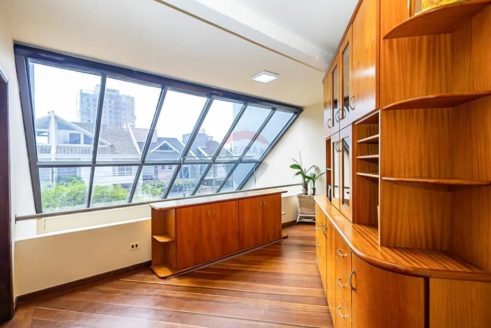 Casa, 4 quartos, 381 m² - Foto 2