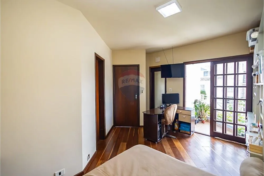 Casa, 4 quartos, 381 m² - Foto 8