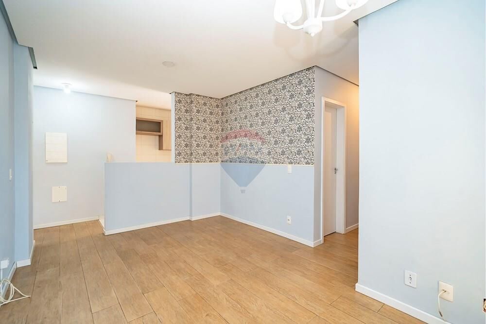 Apartamento à venda com 3 quartos, 98m² - Foto 2
