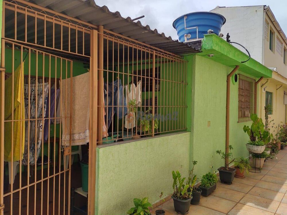 Casa à venda com 3 quartos, 69M2 - Foto 4