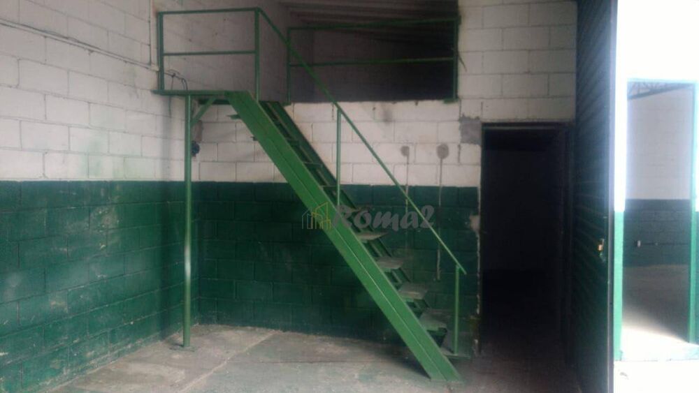 Depósito-Galpão-Armazém à venda, 240m² - Foto 4