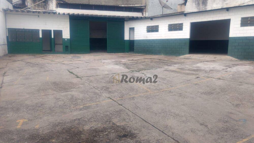 Depósito-Galpão-Armazém à venda, 240m² - Foto 1