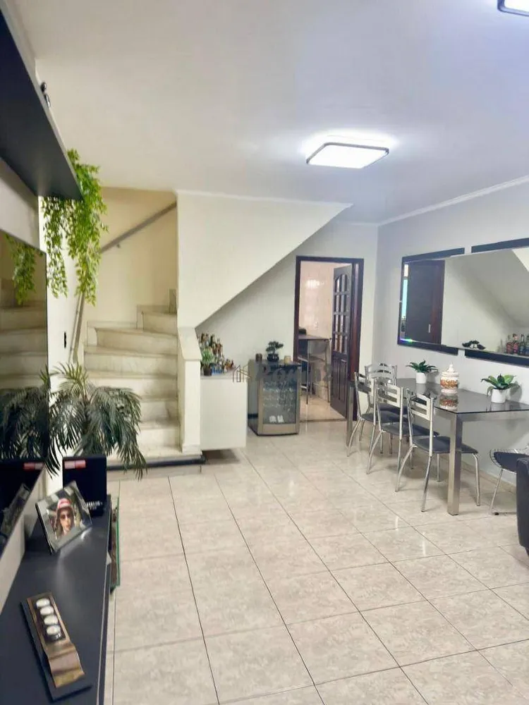 Sobrado, 2 quartos - Foto 1