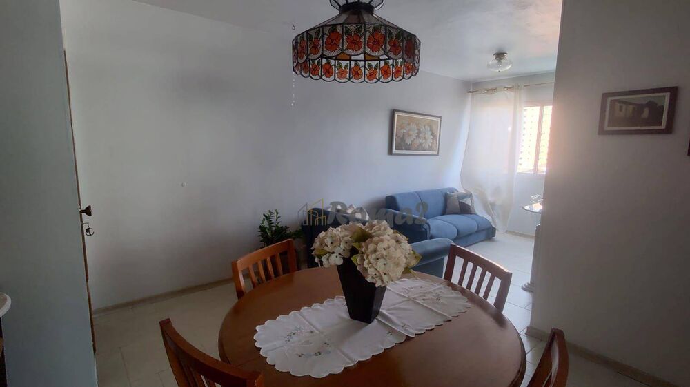 Apartamento à venda com 2 quartos, 63m² - Foto 2