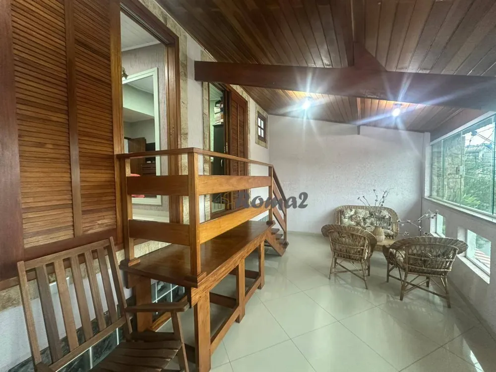 Sobrado, 3 quartos, 302 m² - Foto 8