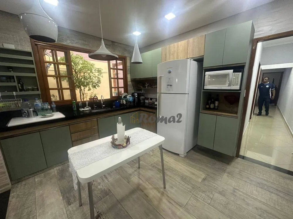 Sobrado, 3 quartos, 302 m² - Foto 10