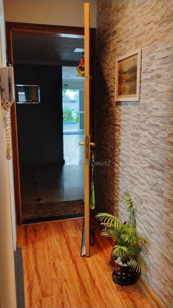 Apartamento à venda com 3 quartos, 1m² - Foto 3